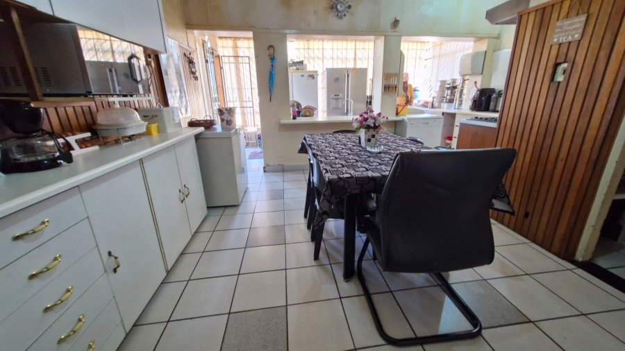 2 Bedroom Property for Sale in Crosby Gauteng