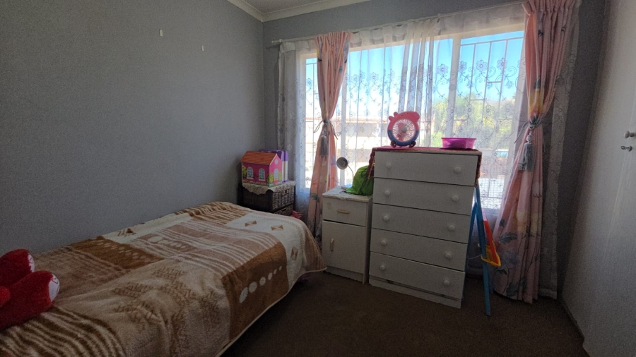 2 Bedroom Property for Sale in Dorandia Gauteng