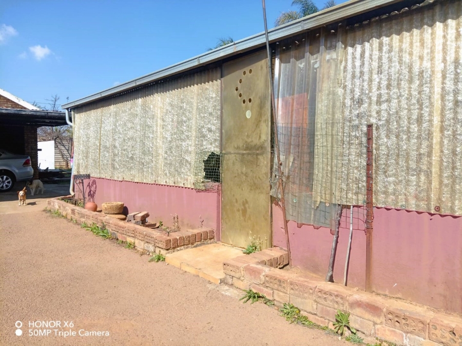 3 Bedroom Property for Sale in East Lynne Gauteng
