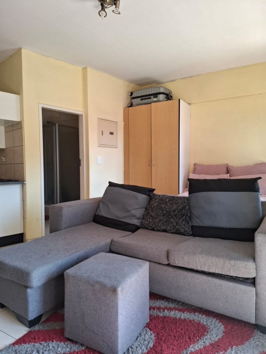 1 Bedroom Property for Sale in Braamfontein Werf Gauteng