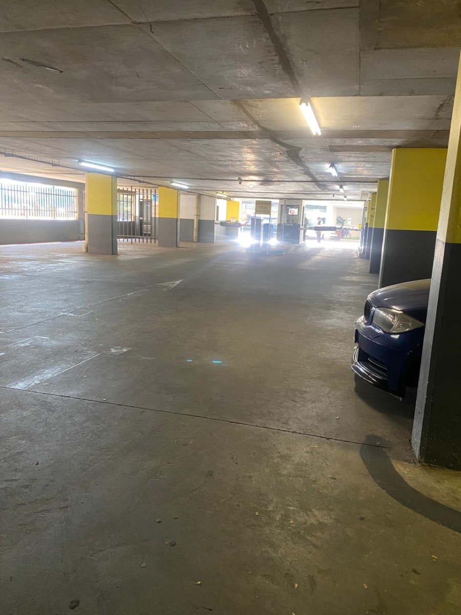 1 Bedroom Property for Sale in Braamfontein Werf Gauteng