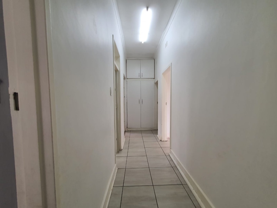 To Let 3 Bedroom Property for Rent in Victoria Gauteng