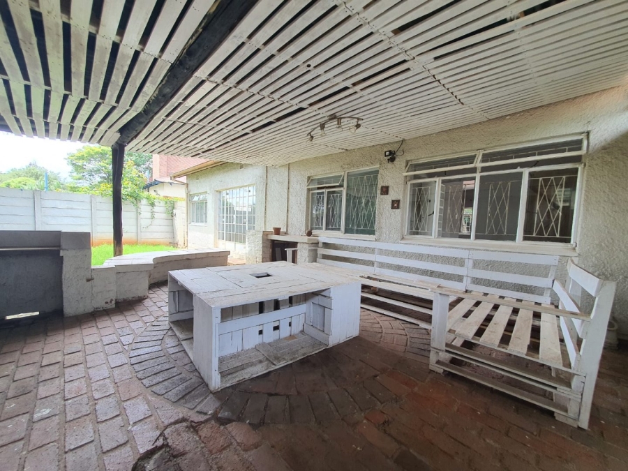 To Let 3 Bedroom Property for Rent in Victoria Gauteng