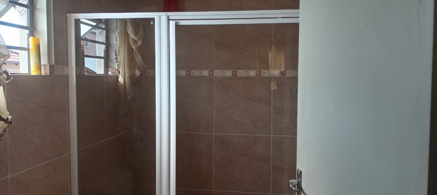 3 Bedroom Property for Sale in Andeon Gauteng