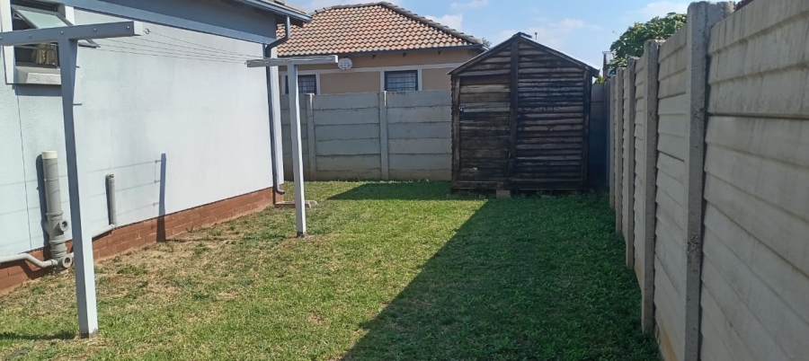 3 Bedroom Property for Sale in Andeon Gauteng