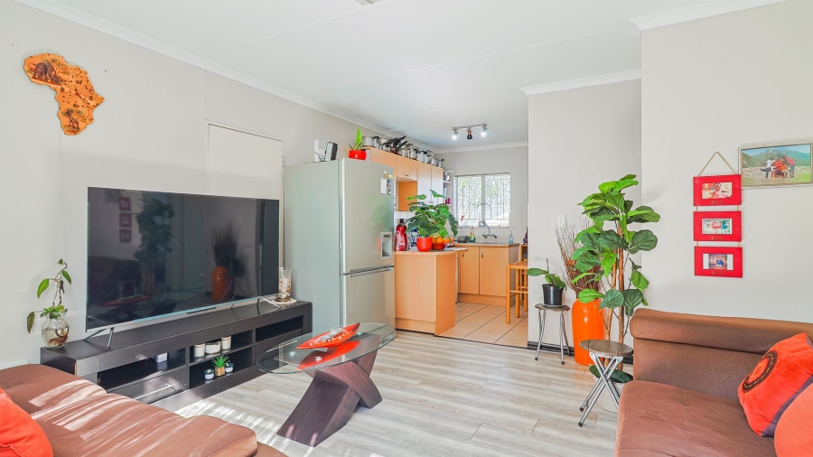 2 Bedroom Property for Sale in Wilgeheuwel Gauteng