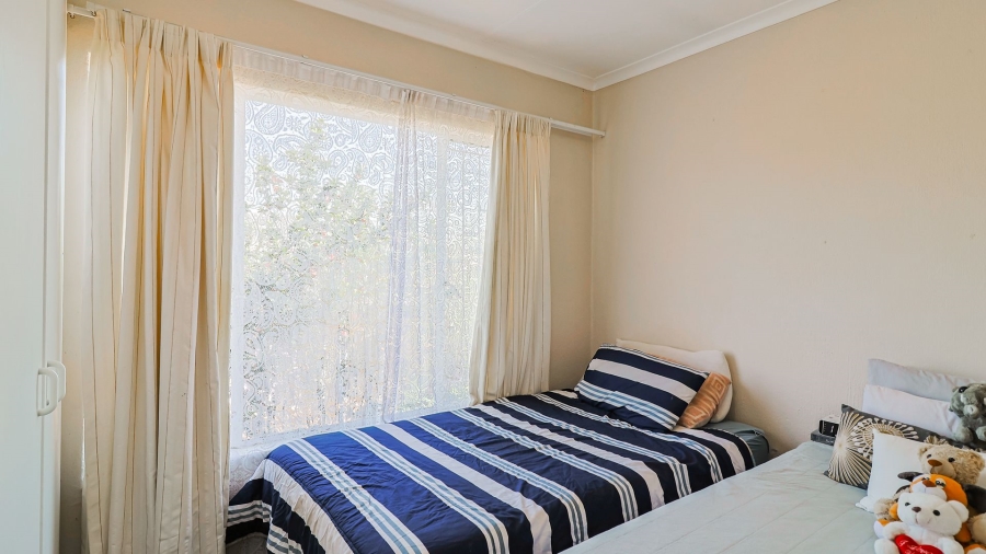 2 Bedroom Property for Sale in Wilgeheuwel Gauteng