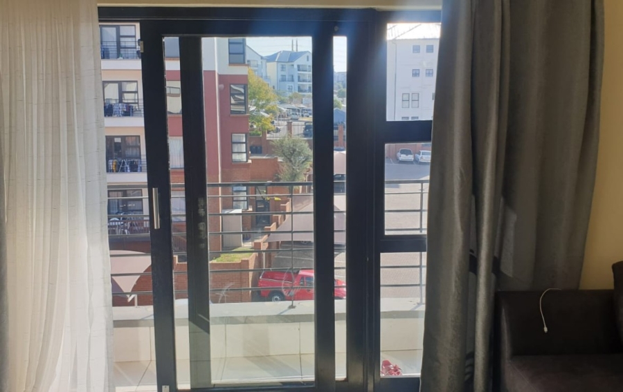 To Let 2 Bedroom Property for Rent in Greenstone Hill Gauteng