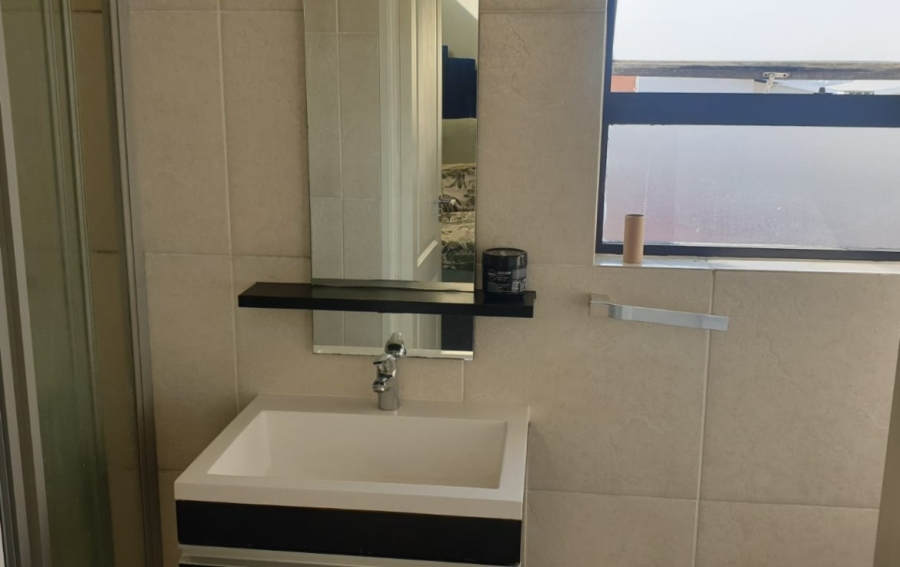 To Let 2 Bedroom Property for Rent in Greenstone Hill Gauteng
