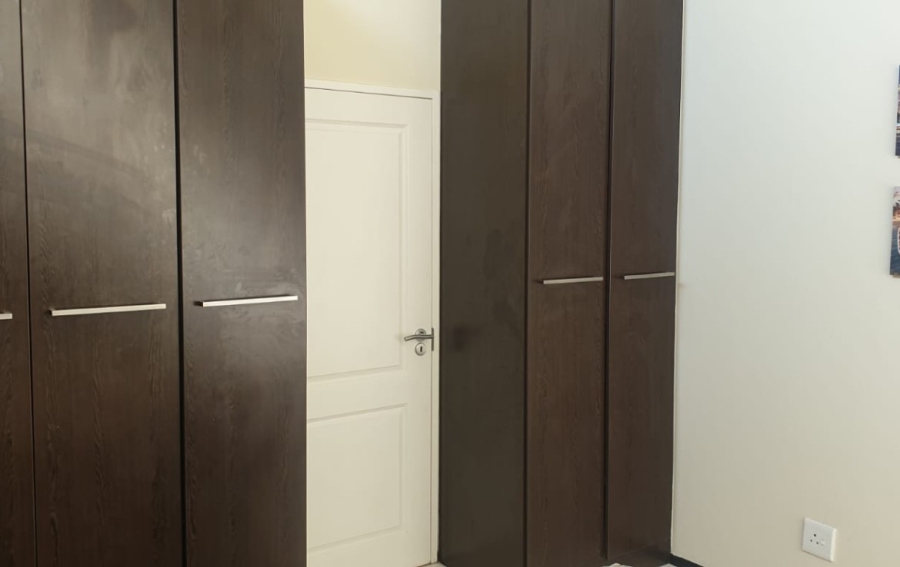 To Let 2 Bedroom Property for Rent in Greenstone Hill Gauteng