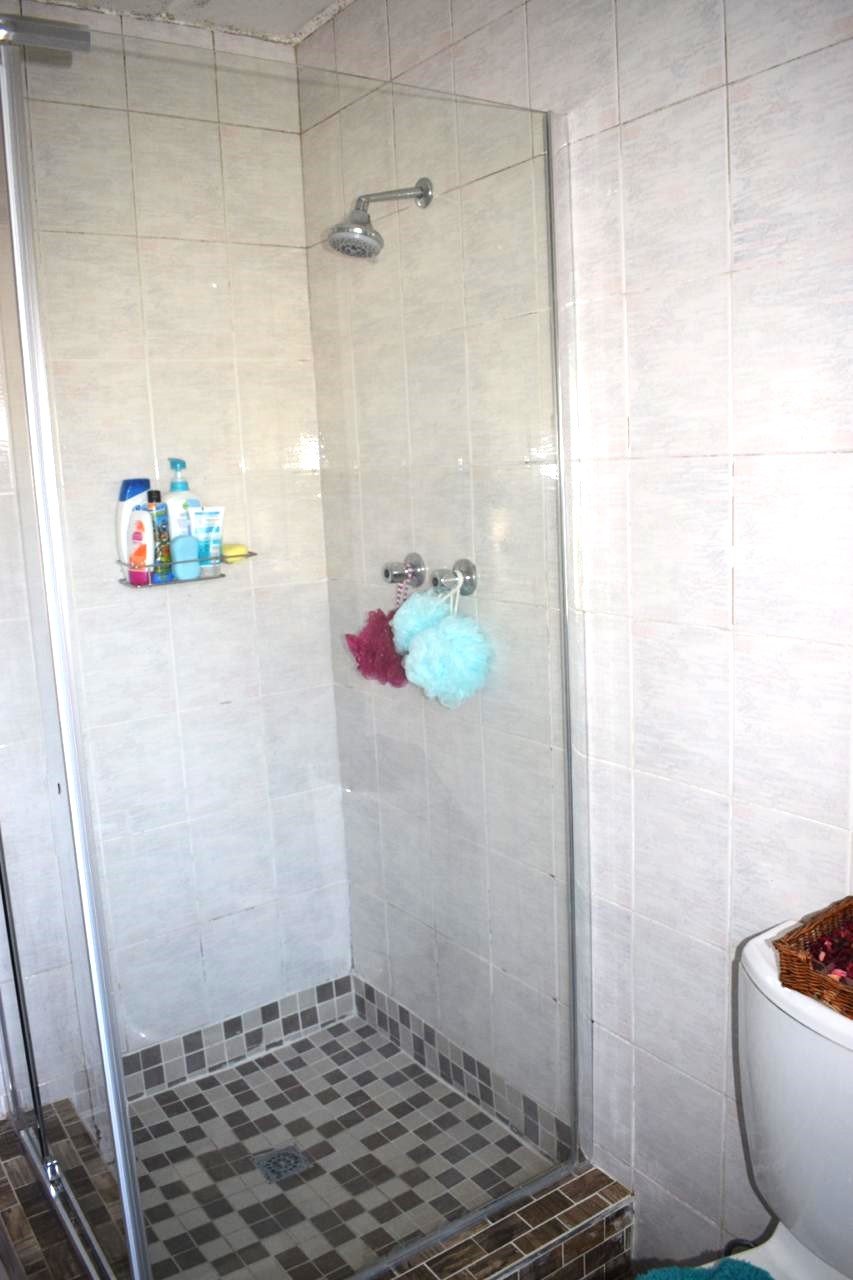 2 Bedroom Property for Sale in Kew Gauteng