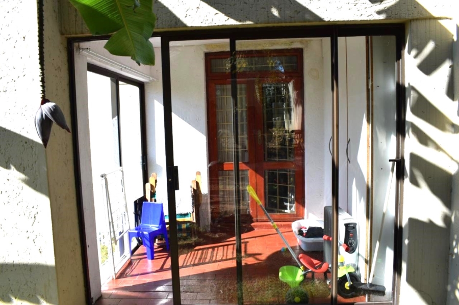 2 Bedroom Property for Sale in Kew Gauteng