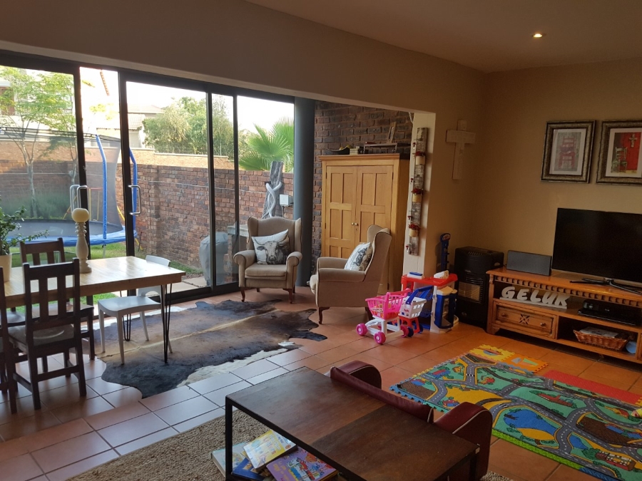 3 Bedroom Property for Sale in Olympus AH Gauteng