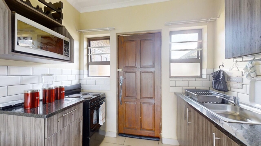 3 Bedroom Property for Sale in Angelo Gauteng