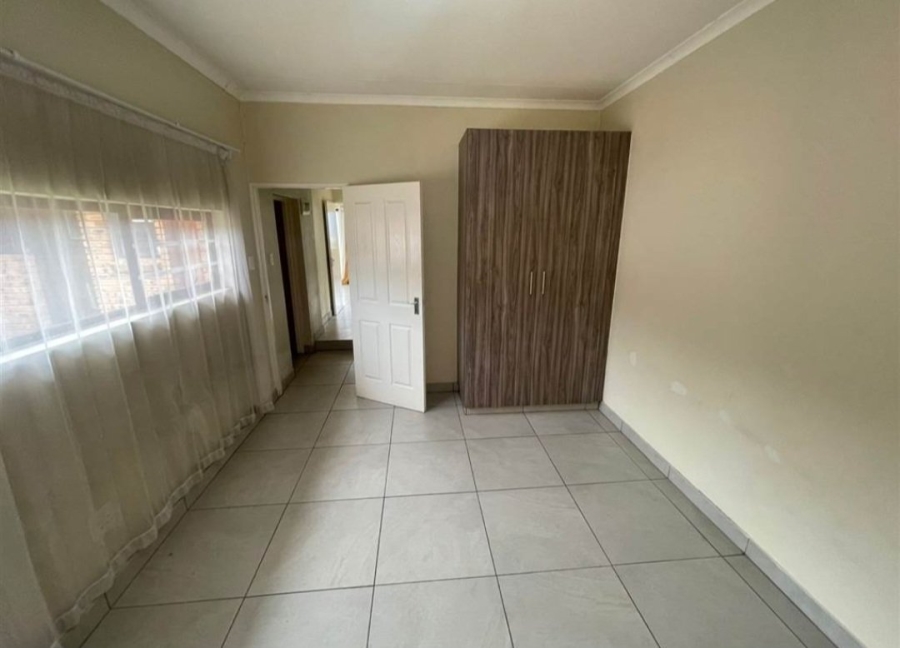 3 Bedroom Property for Sale in Angelo Gauteng