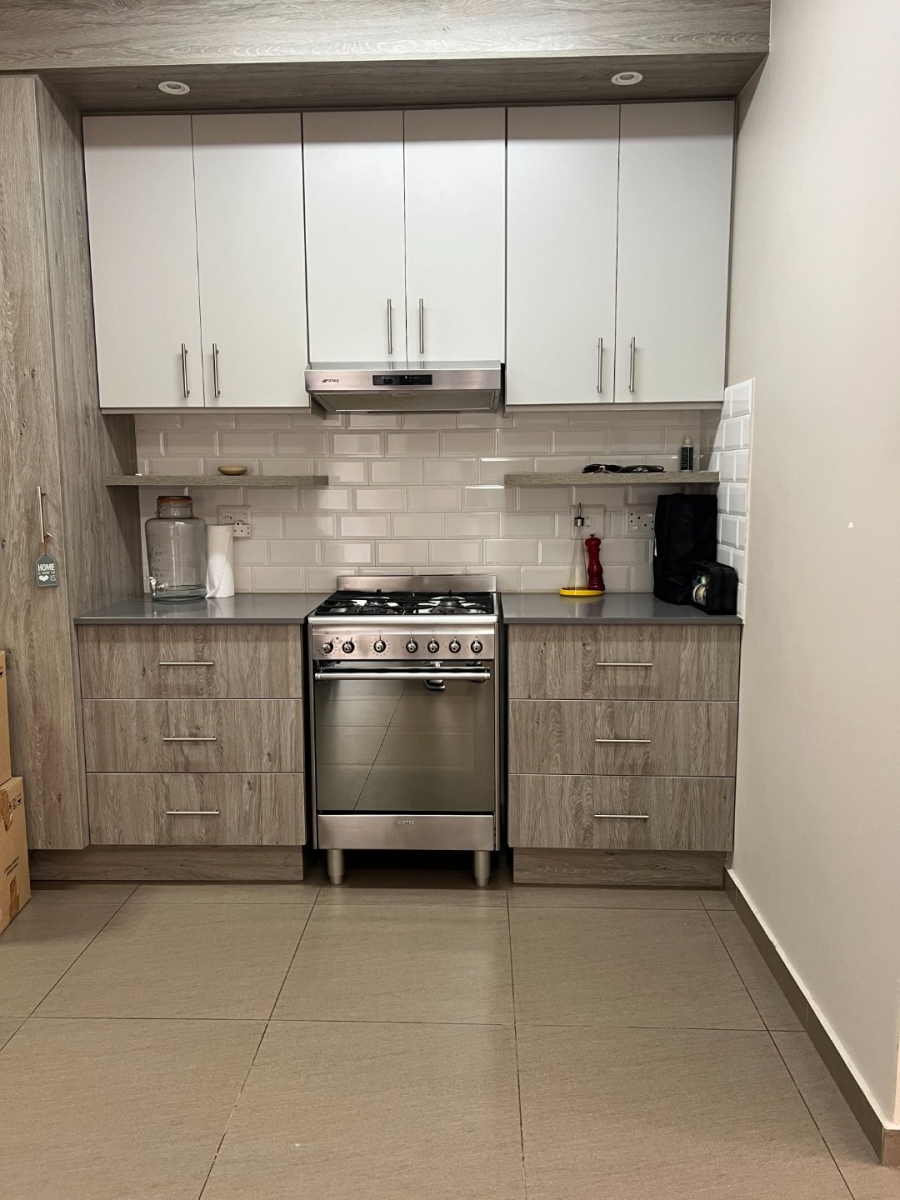 To Let 2 Bedroom Property for Rent in Kyalami Hills Gauteng