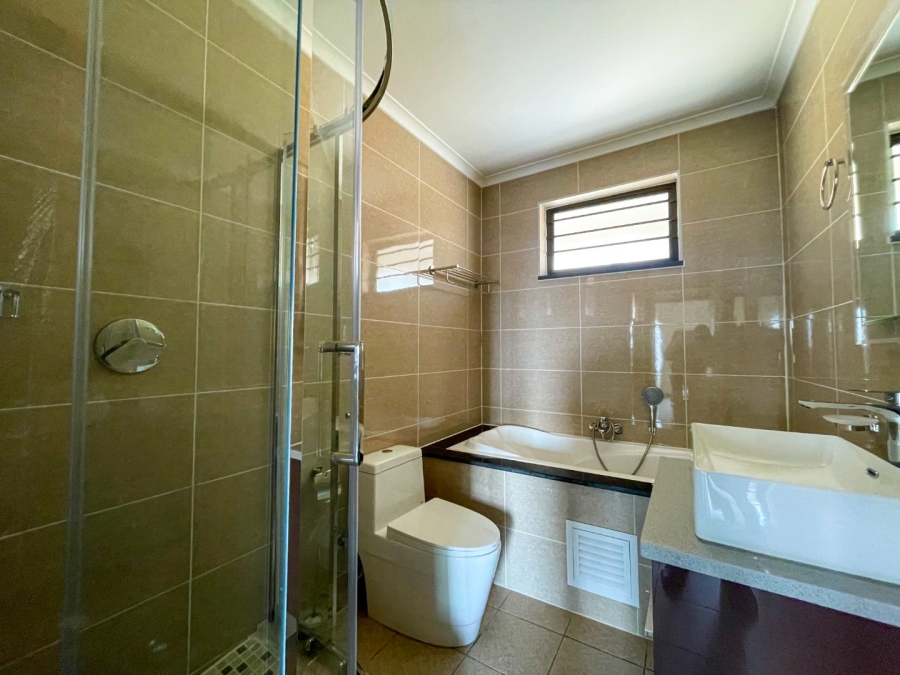 To Let 2 Bedroom Property for Rent in Blue Hills Gauteng