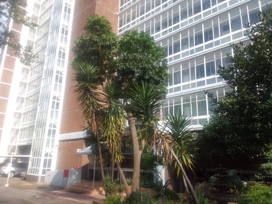 2 Bedroom Property for Sale in Bedford Gardens Gauteng