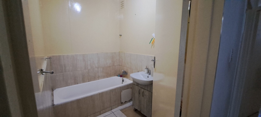 2 Bedroom Property for Sale in Bedford Gardens Gauteng