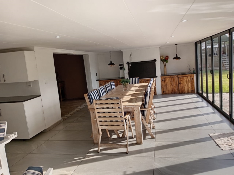 4 Bedroom Property for Sale in Vanderbijlpark SE 2 Gauteng