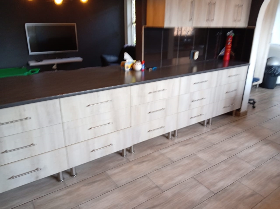 4 Bedroom Property for Sale in Vanderbijlpark SE 2 Gauteng