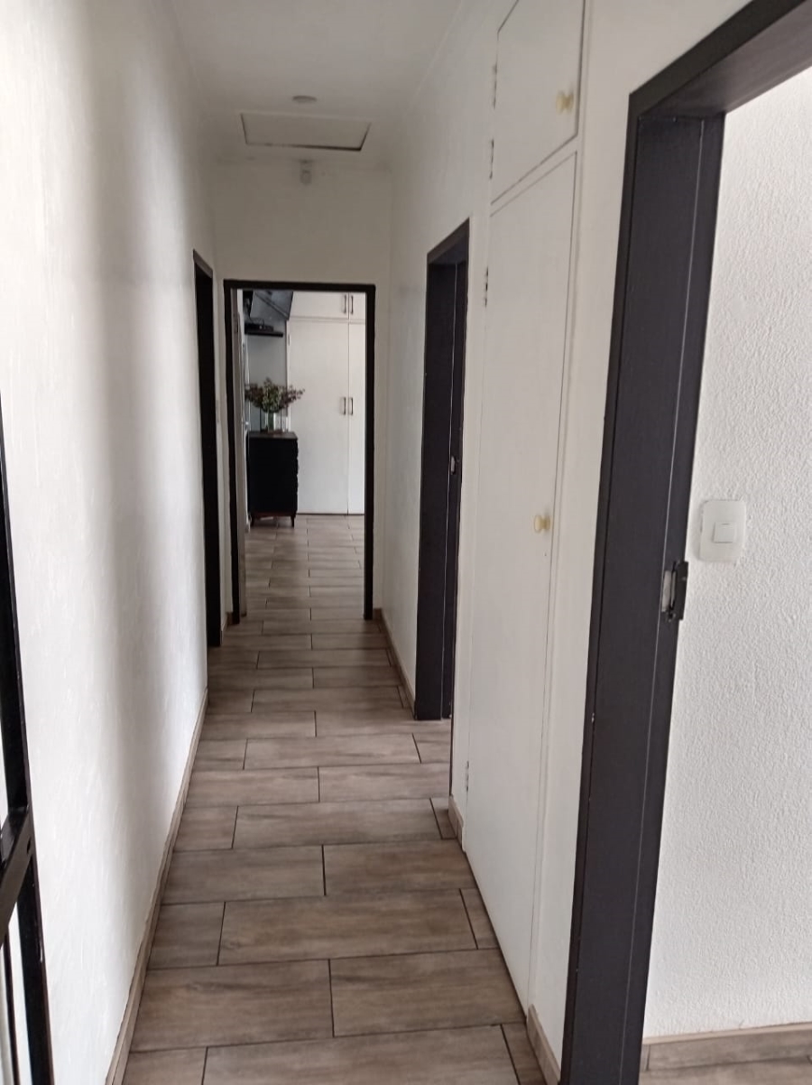4 Bedroom Property for Sale in Vanderbijlpark SE 2 Gauteng