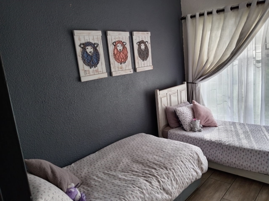 4 Bedroom Property for Sale in Vanderbijlpark SE 2 Gauteng