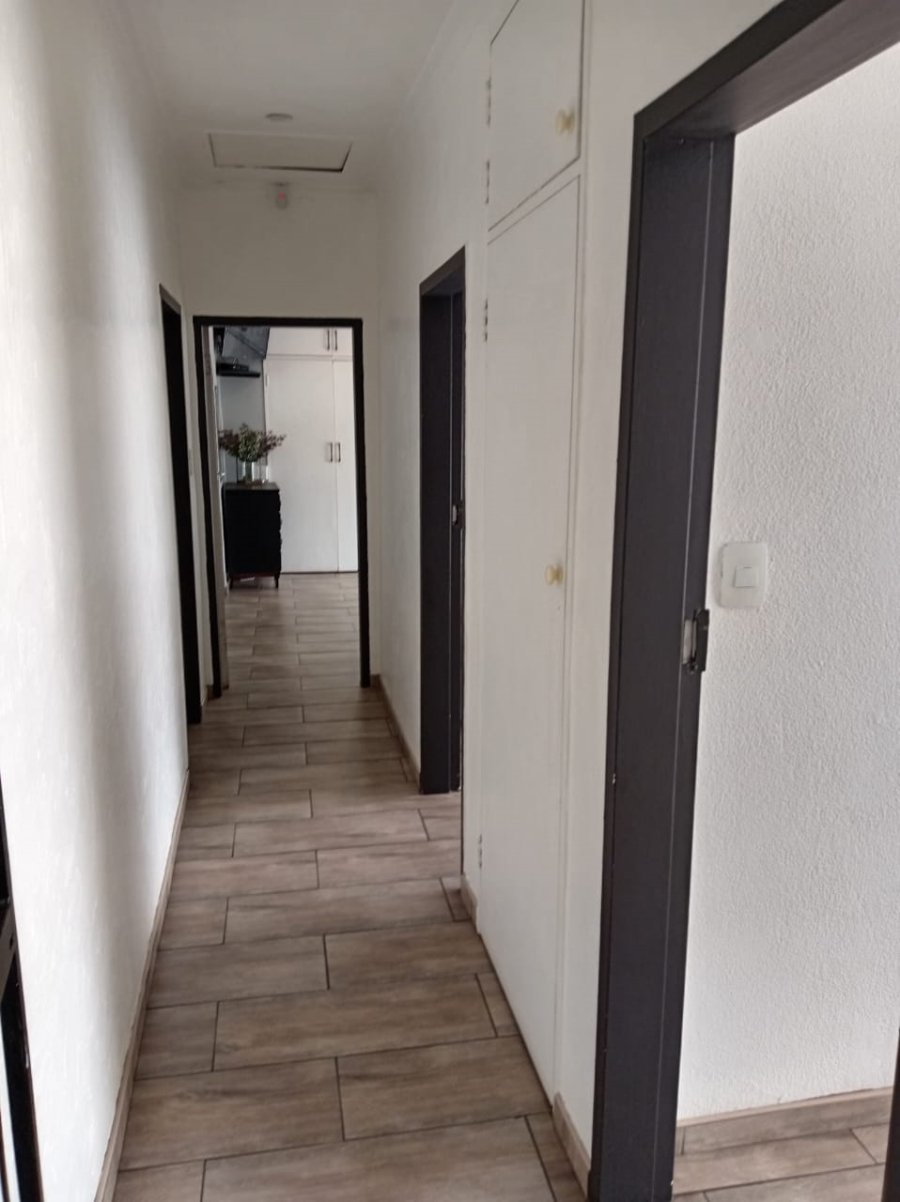 4 Bedroom Property for Sale in Vanderbijlpark SE 2 Gauteng