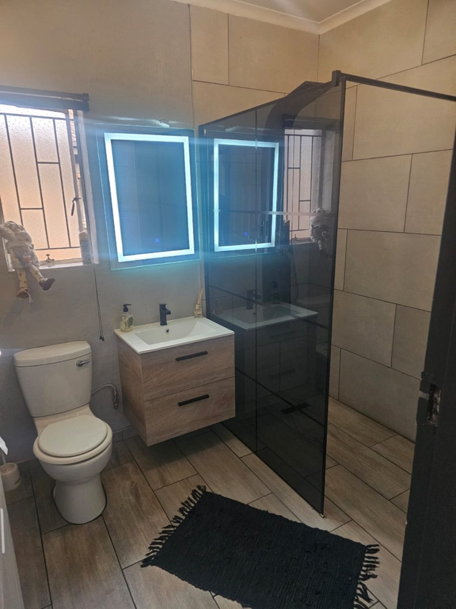 4 Bedroom Property for Sale in Vanderbijlpark SE 2 Gauteng
