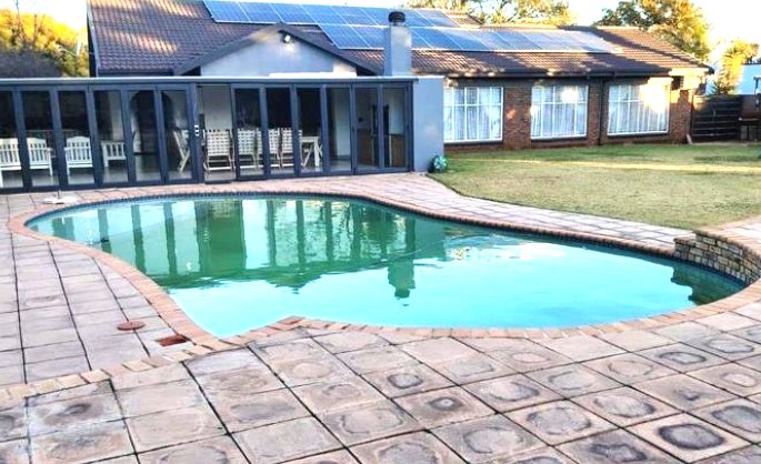 4 Bedroom Property for Sale in Vanderbijlpark SE 2 Gauteng