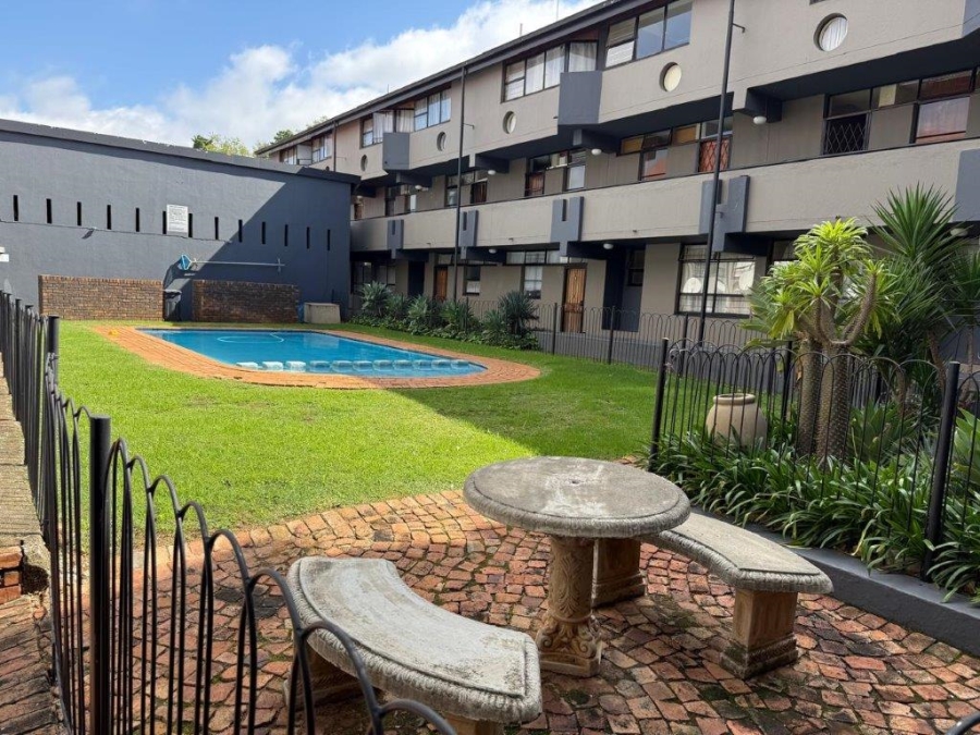 2 Bedroom Property for Sale in Valhalla Gauteng