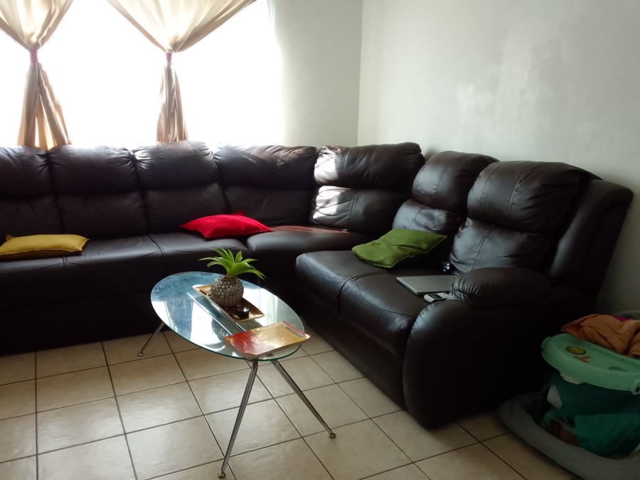 2 Bedroom Property for Sale in Edenvale Central Gauteng