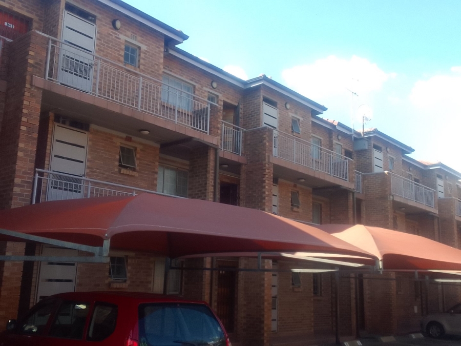 2 Bedroom Property for Sale in Edenvale Central Gauteng