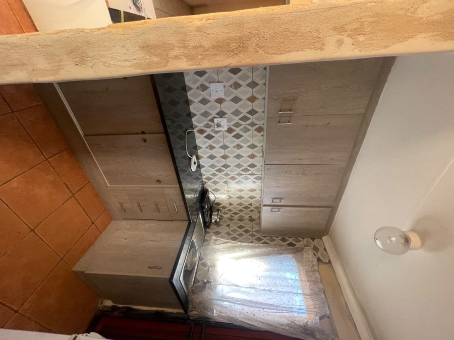 To Let 2 Bedroom Property for Rent in Maokeng Gauteng