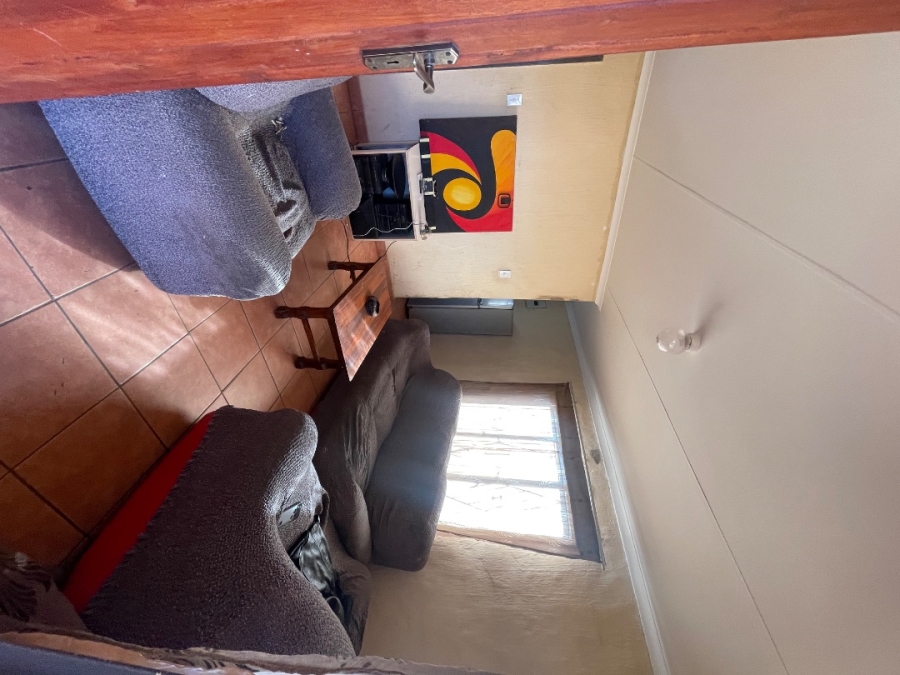 To Let 2 Bedroom Property for Rent in Maokeng Gauteng
