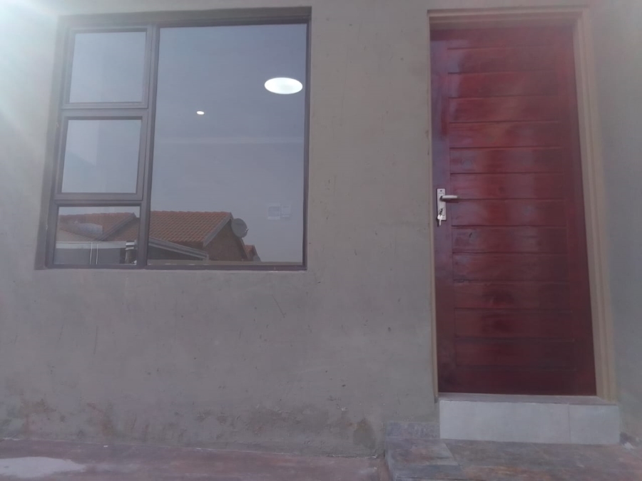 To Let 1 Bedroom Property for Rent in Protea Glen Gauteng