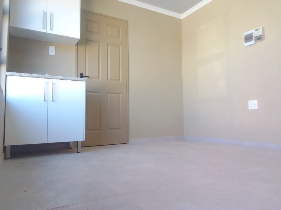 To Let 1 Bedroom Property for Rent in Protea Glen Gauteng