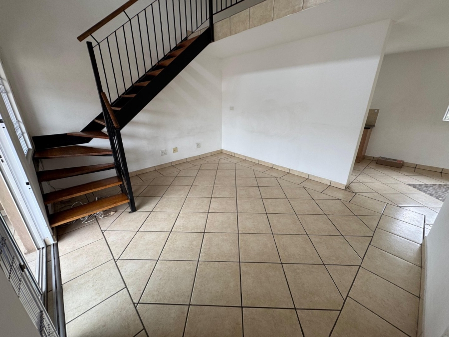 2 Bedroom Property for Sale in Glen Marais Gauteng