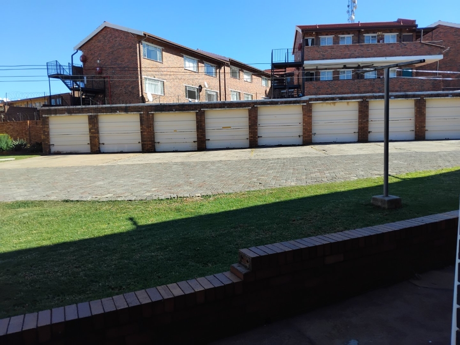 2 Bedroom Property for Sale in Sunnyridge Gauteng