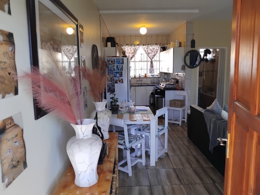 2 Bedroom Property for Sale in Sunnyridge Gauteng