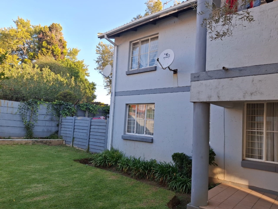 2 Bedroom Property for Sale in Robertsham Gauteng