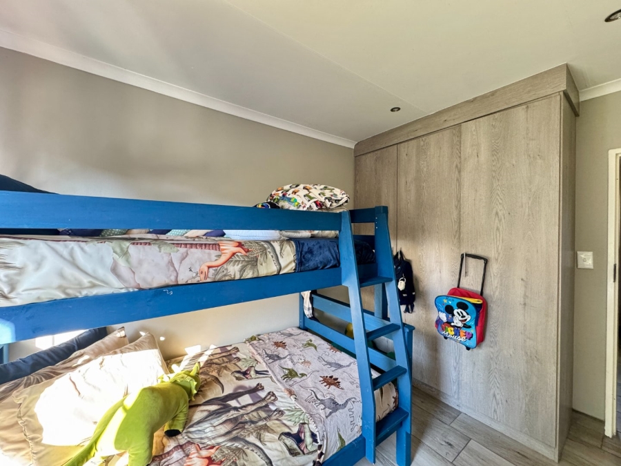 2 Bedroom Property for Sale in Pierre Van Ryneveld Gauteng