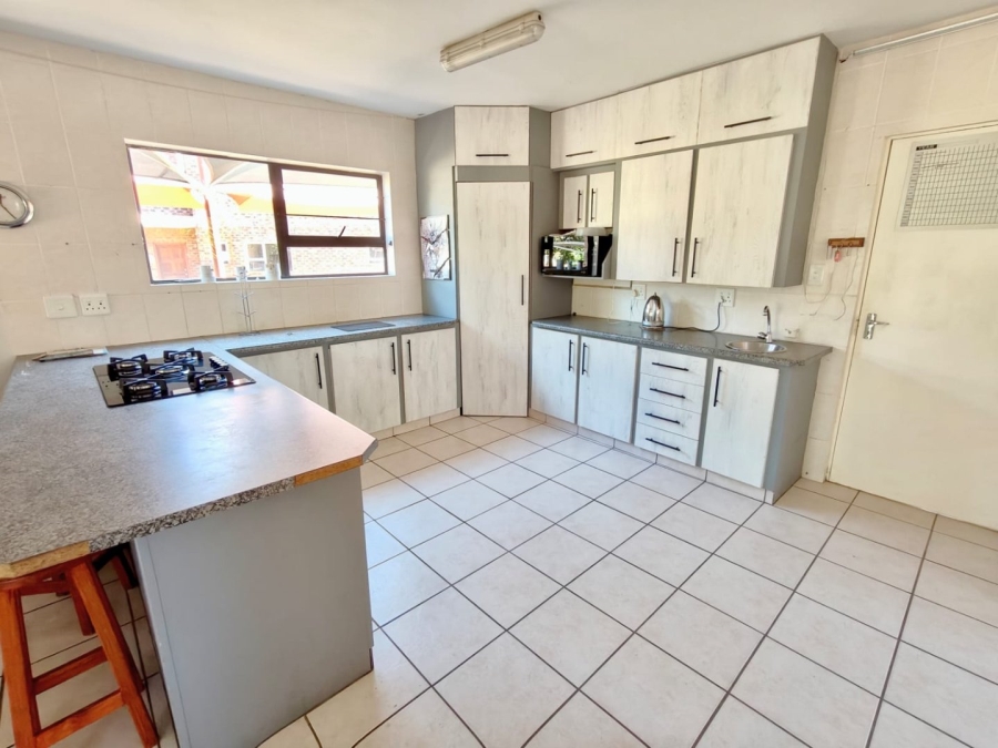 4 Bedroom Property for Sale in Vaal Marina Gauteng