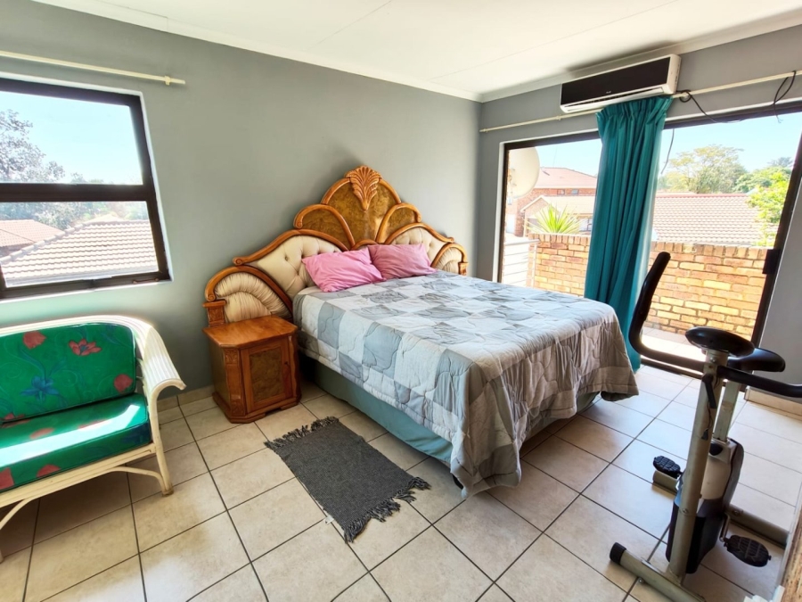 4 Bedroom Property for Sale in Vaal Marina Gauteng