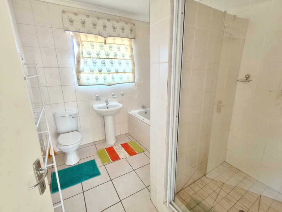 4 Bedroom Property for Sale in Vaal Marina Gauteng