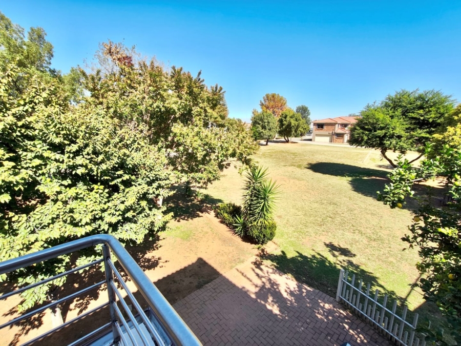 4 Bedroom Property for Sale in Vaal Marina Gauteng