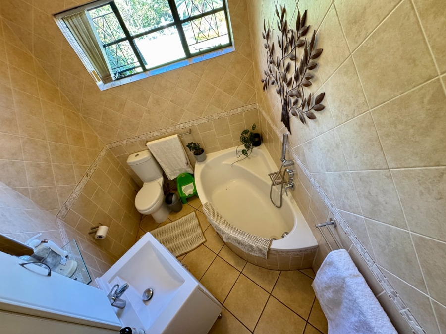 3 Bedroom Property for Sale in Lyttelton Manor Gauteng