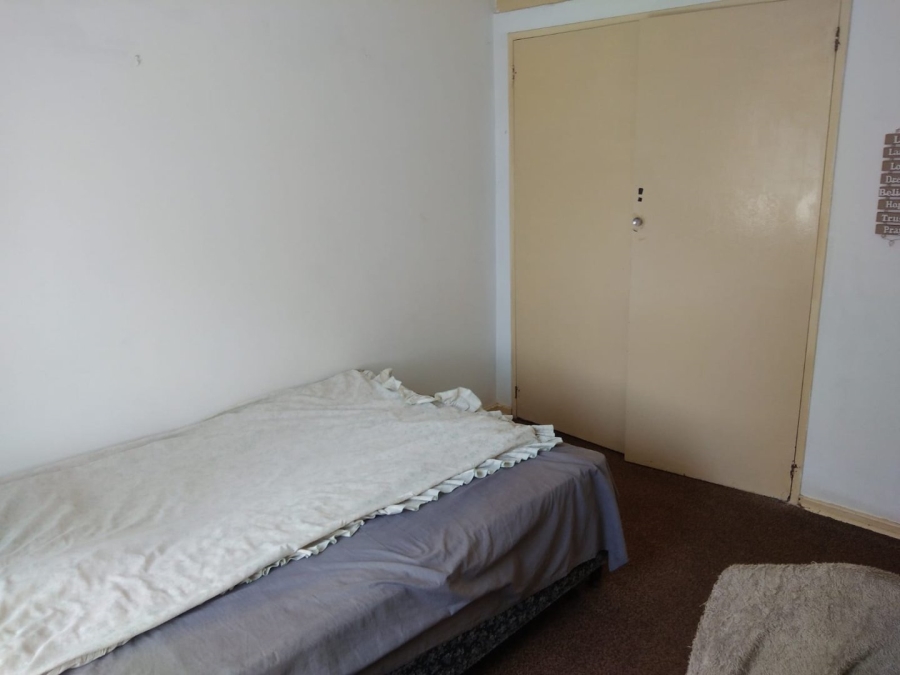 3 Bedroom Property for Sale in Robertsham Gauteng