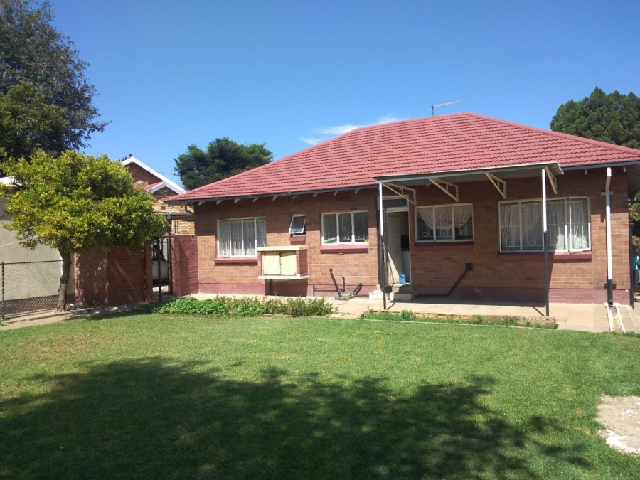 3 Bedroom Property for Sale in Robertsham Gauteng