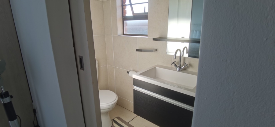 2 Bedroom Property for Sale in Winchester Hills Gauteng